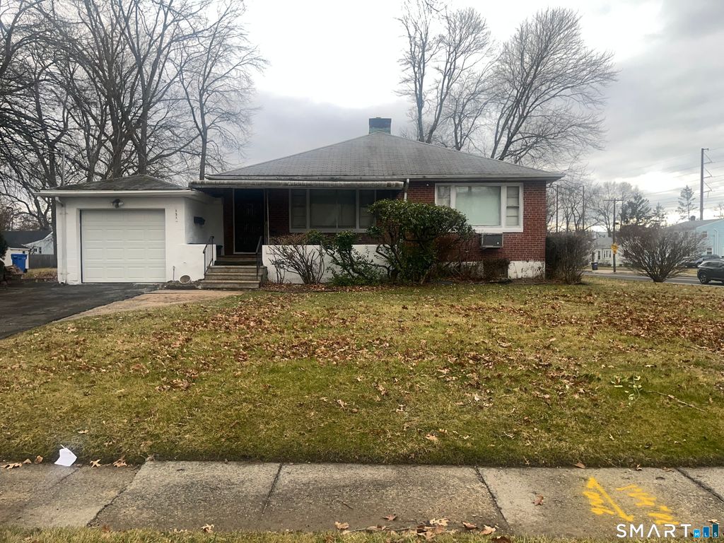 Photo of 131 Hebron Street, Hartford, CT 06112 (MLS # 24149404)