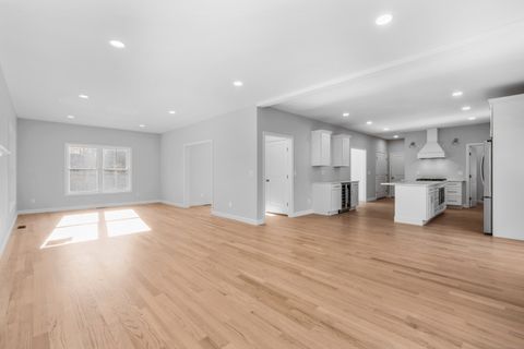 Tiny photo for 60 Hollister Drive, Avon, CT 06001 (MLS # 24143010)