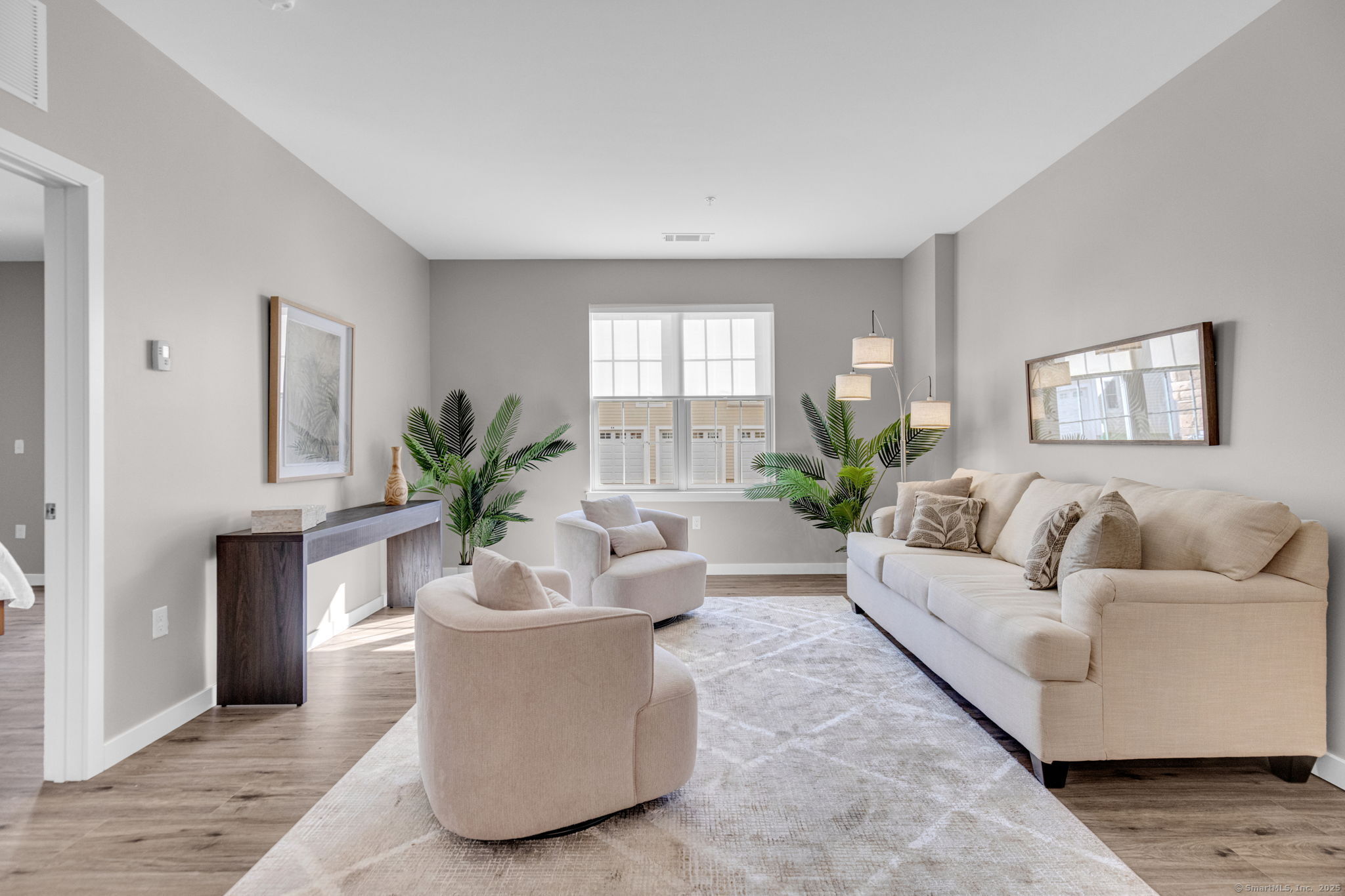 Berlin, Connecticut 06037, United States, 2 Bedrooms Bedrooms, ,2 BathroomsBathrooms,Residential,Active,236395