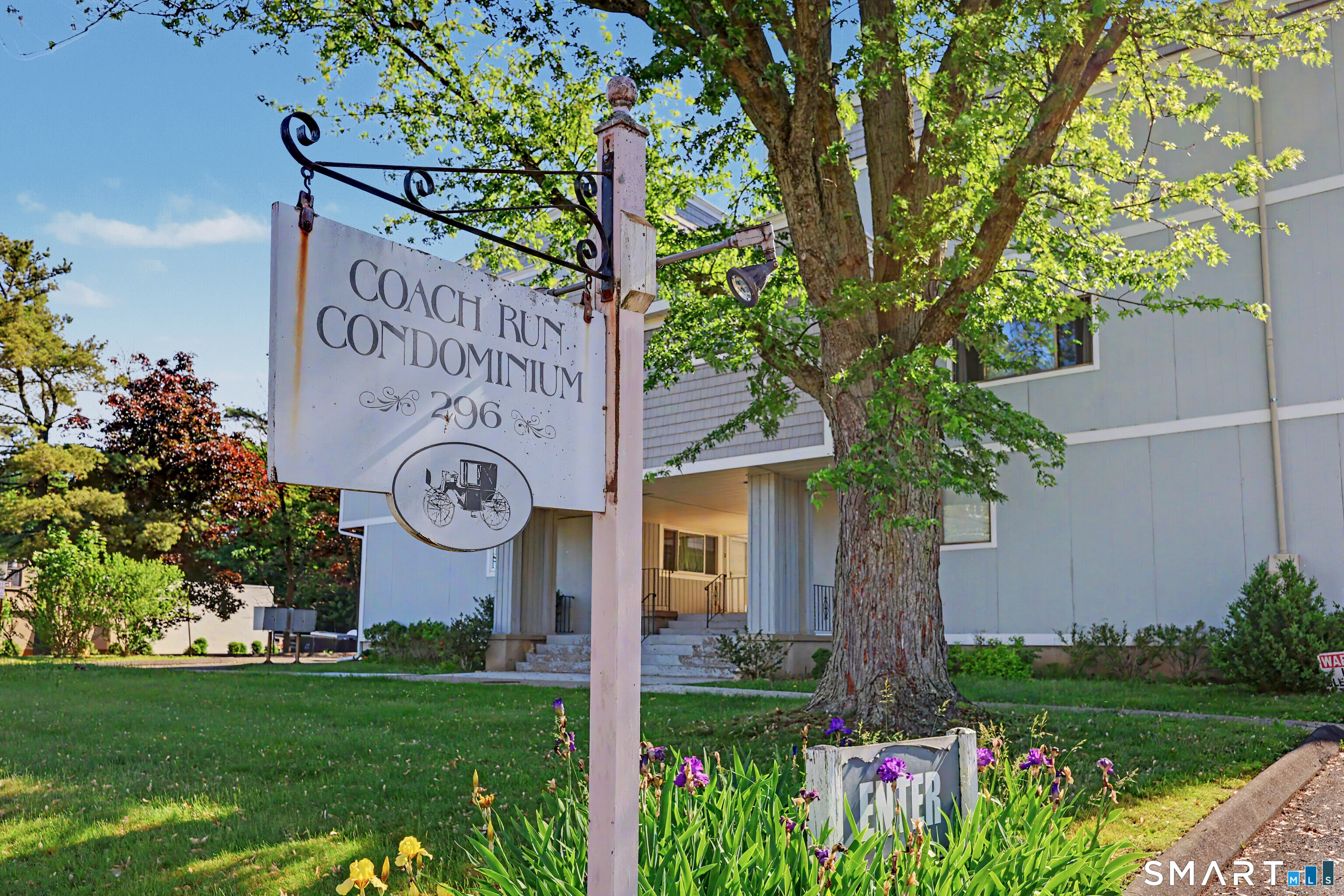 296 Main Avenue 14