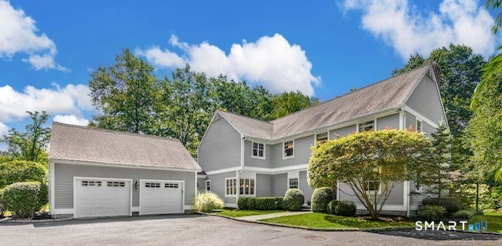 Photo of 9 Pepperbush Road, Weston, CT 06883 (MLS # 24158801)