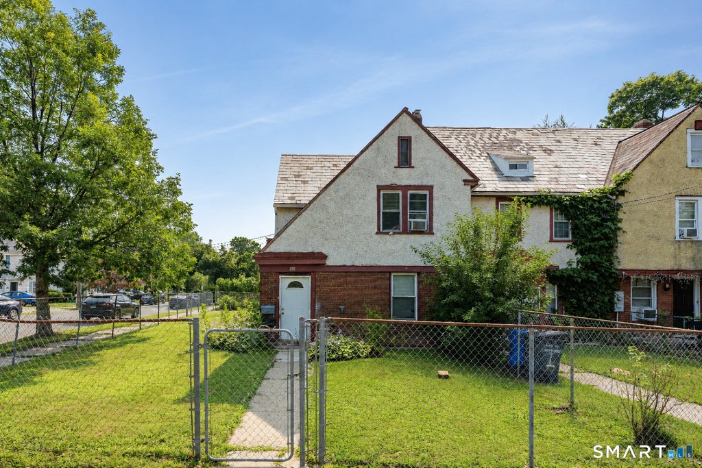 Photo of 250 Hillside Avenue, Hartford, CT 06106 (MLS # 24194290)