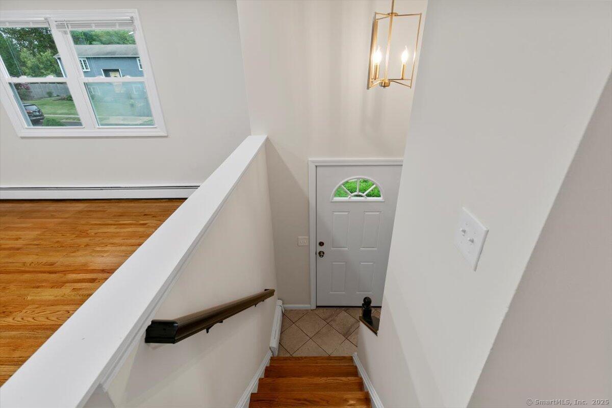 258 Cartpath Drive, Meriden, Connecticut image 4