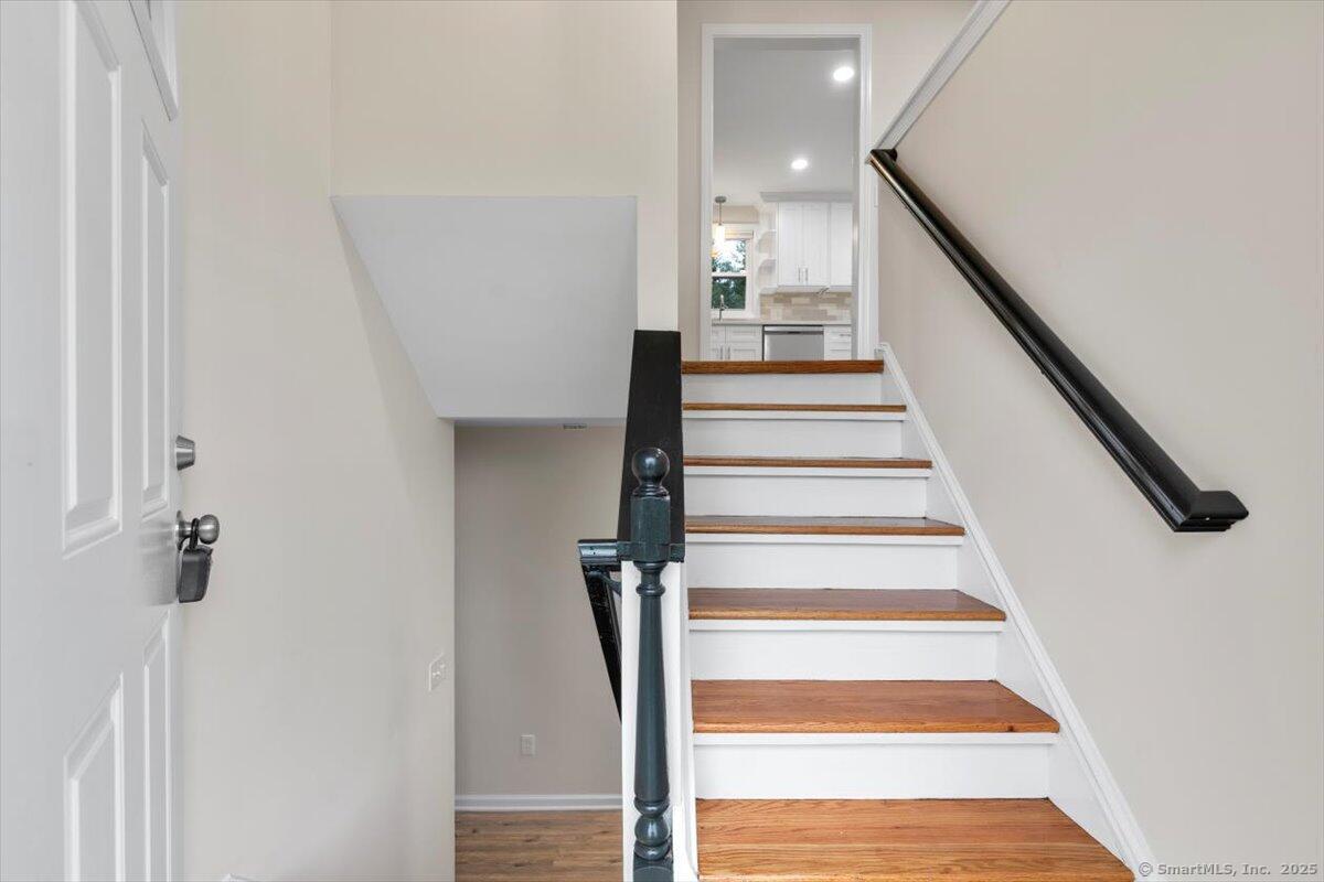 258 Cartpath Drive, Meriden, Connecticut image 3