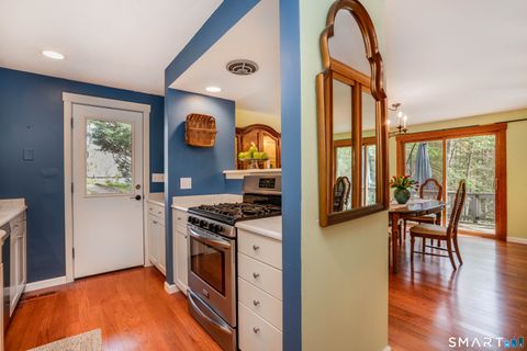 Tiny photo for 3 Jay Court #3, Avon, CT 06001 (MLS # 24172466)