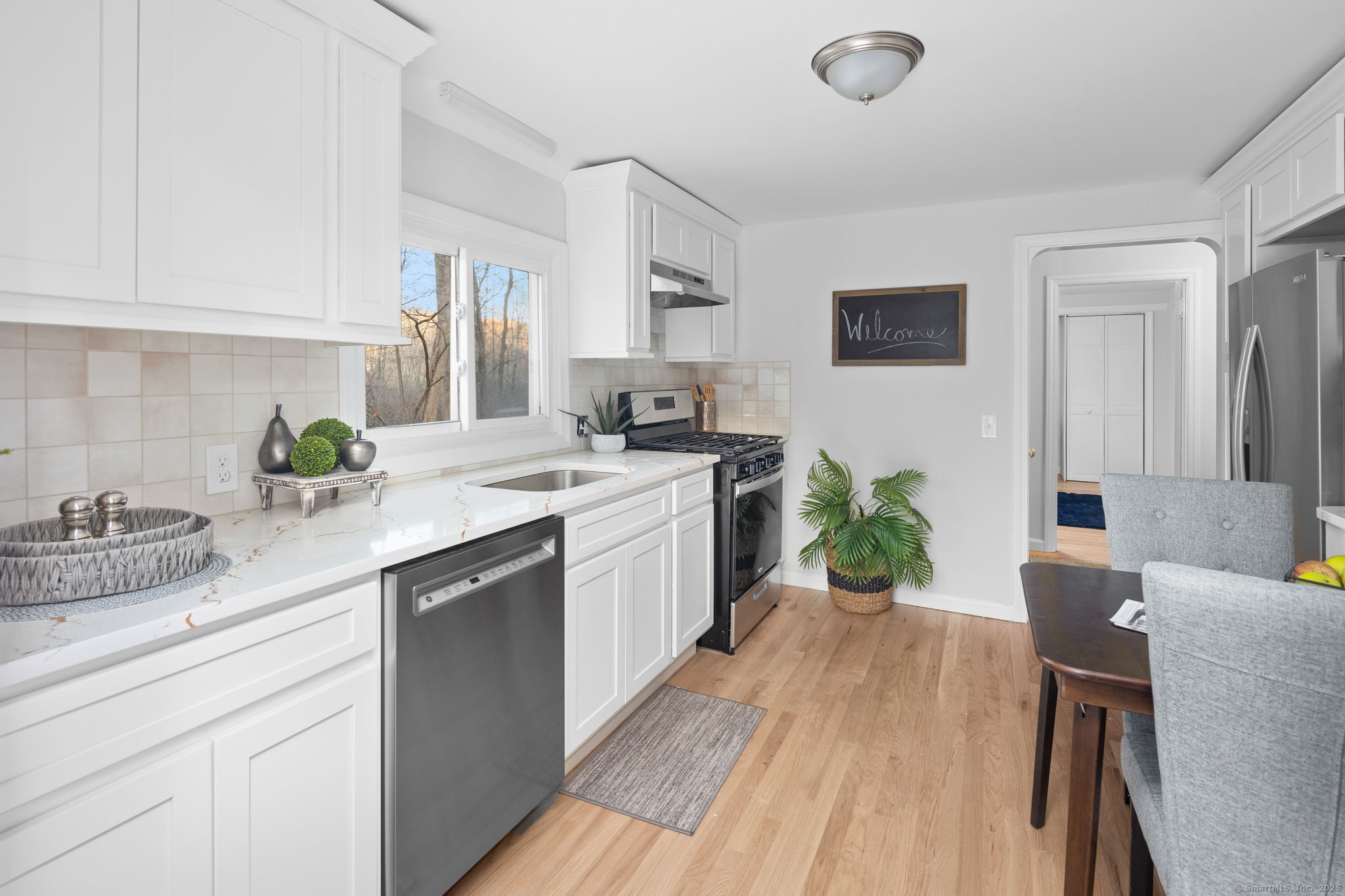 201 Middle River Road, Danbury, Connecticut image 17