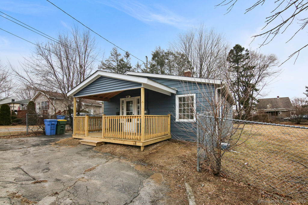 303 Mansfield Avenue, Waterbury, Connecticut image 9