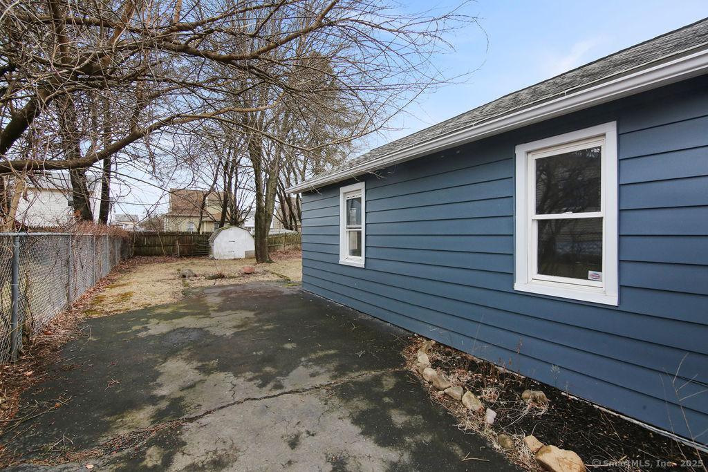 303 Mansfield Avenue, Waterbury, Connecticut image 3