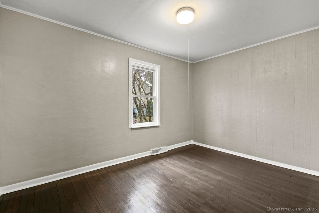 303 Mansfield Avenue, Waterbury, Connecticut image 18
