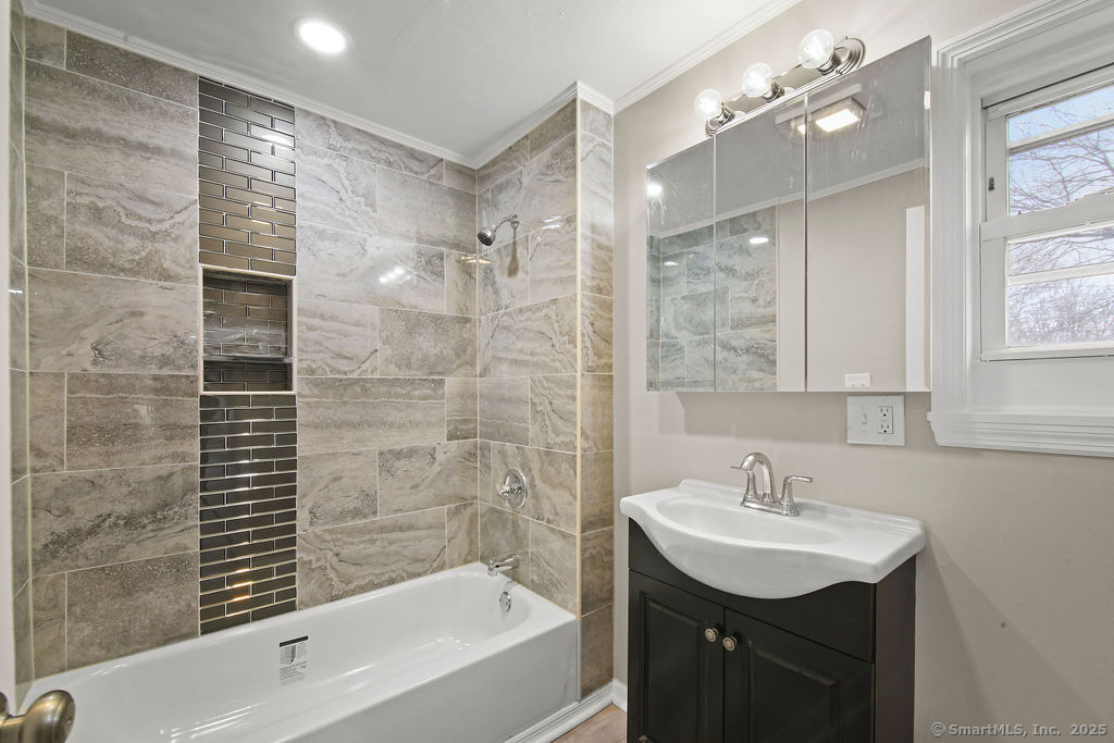 303 Mansfield Avenue, Waterbury, Connecticut image 14