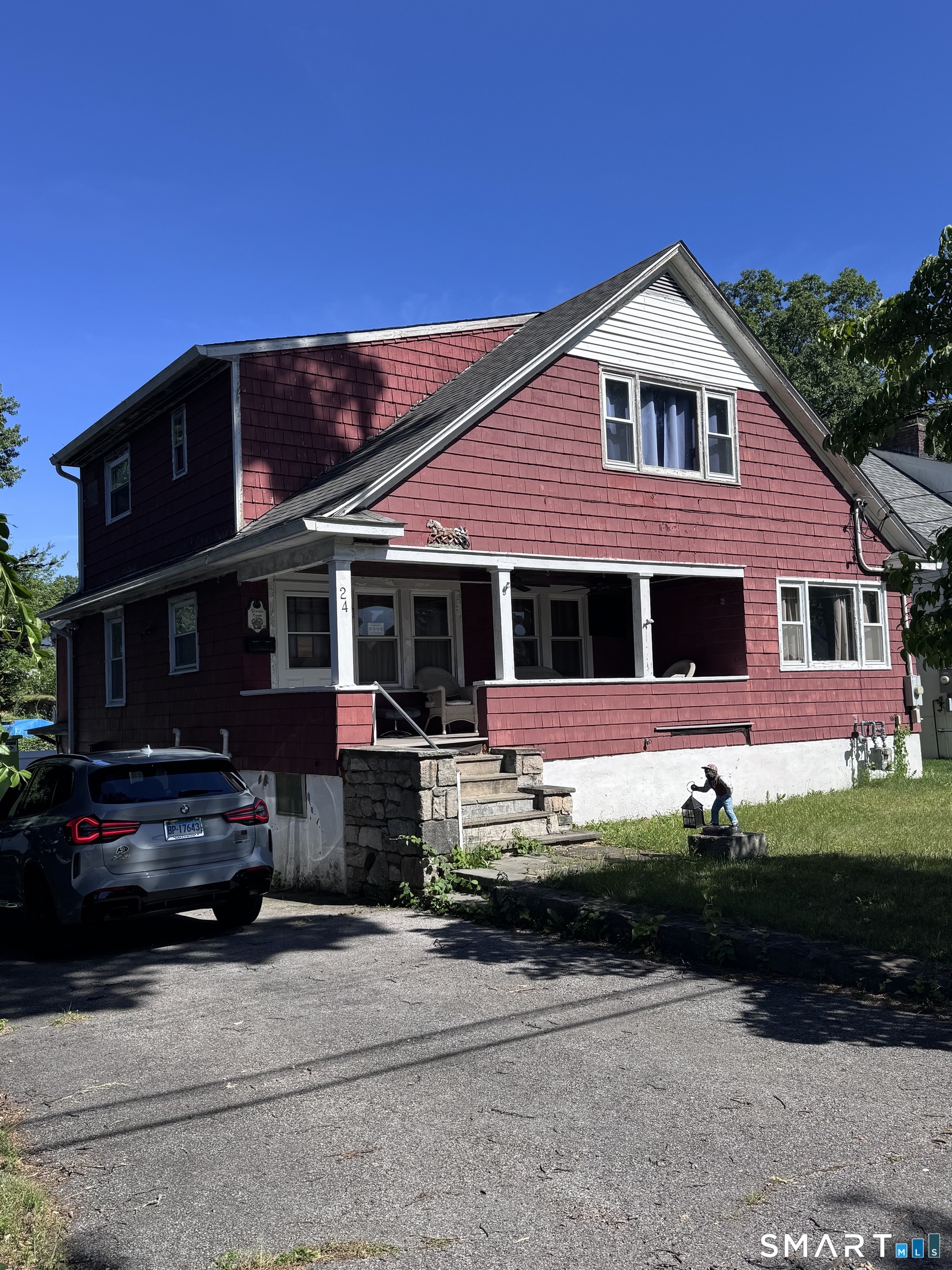 24 Lindsey Avenue