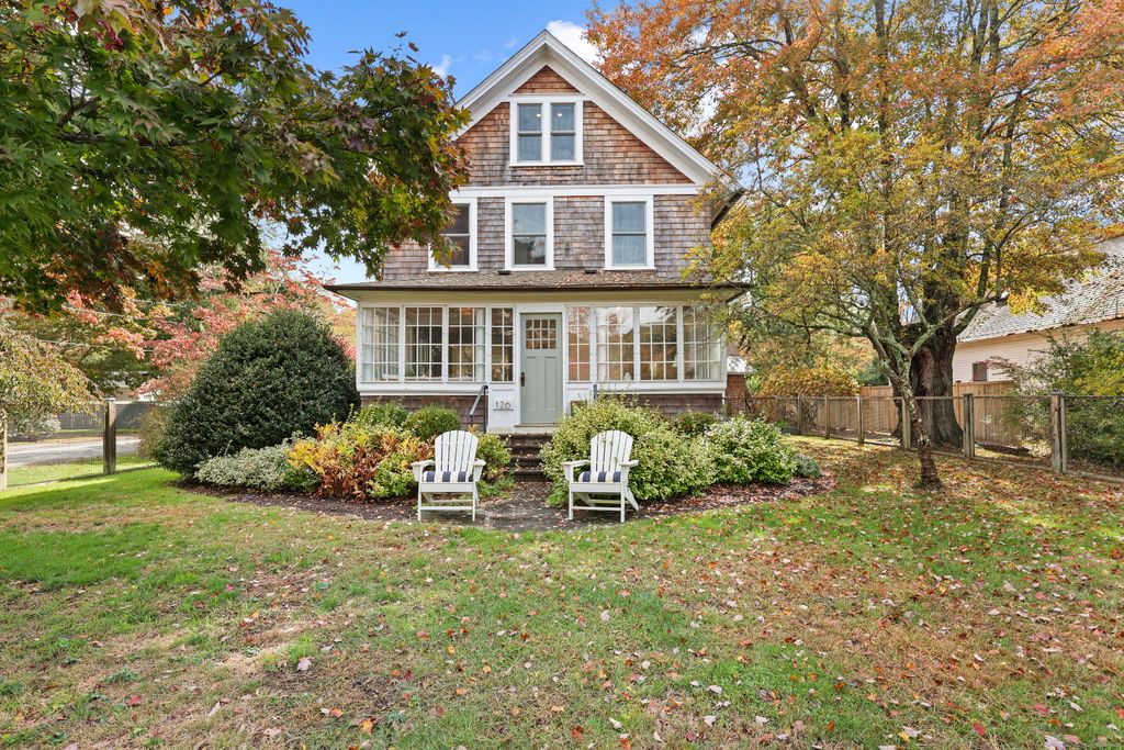 Photo of 126 Main Street, Essex, CT 06409 (MLS # 24131943)