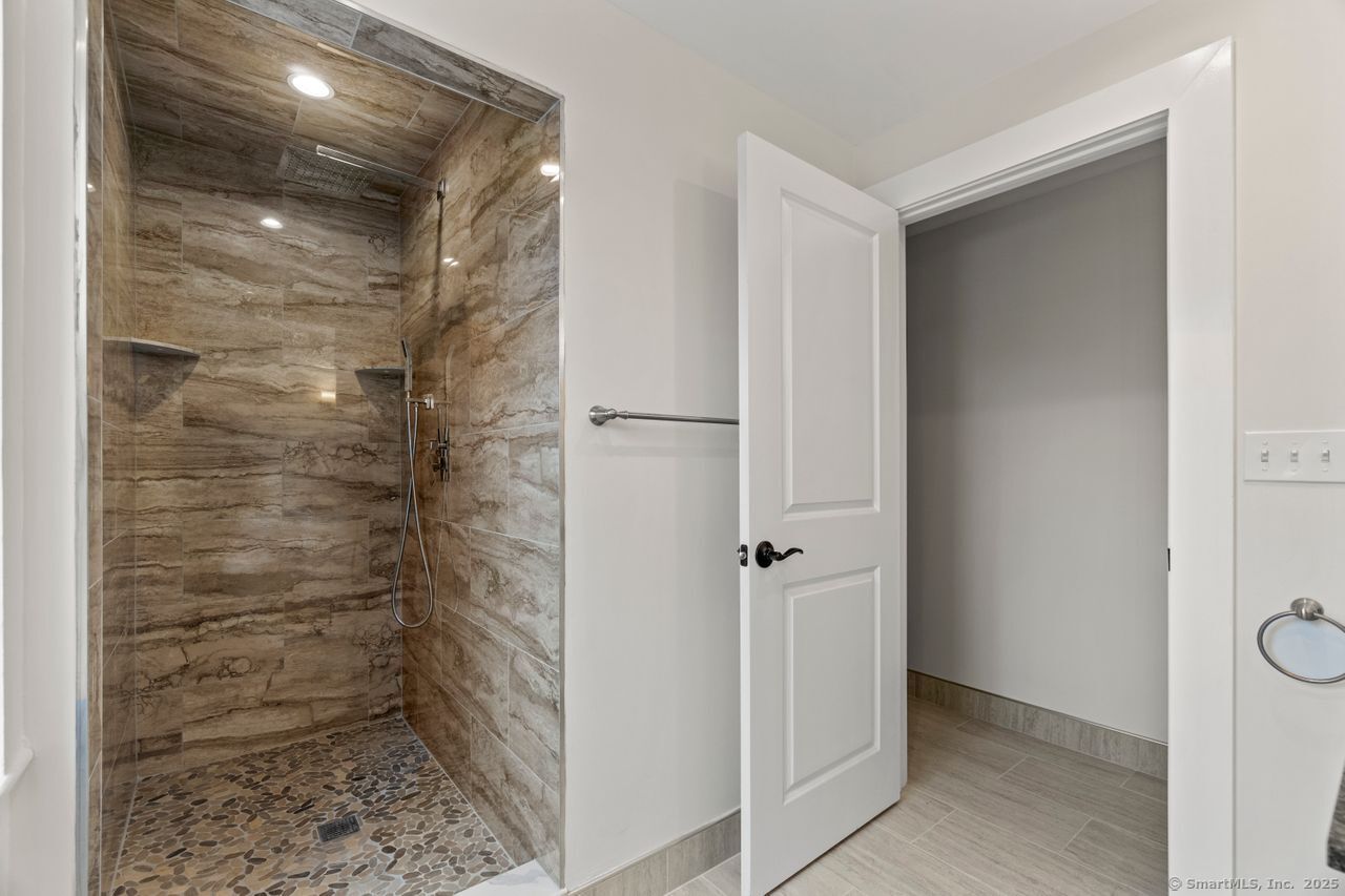 280 Mill Road, North Haven, Connecticut image 28