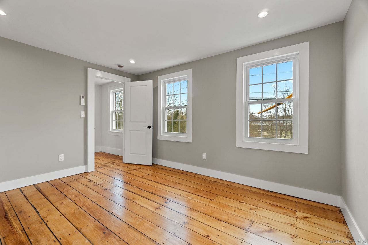280 Mill Road, North Haven, Connecticut image 33