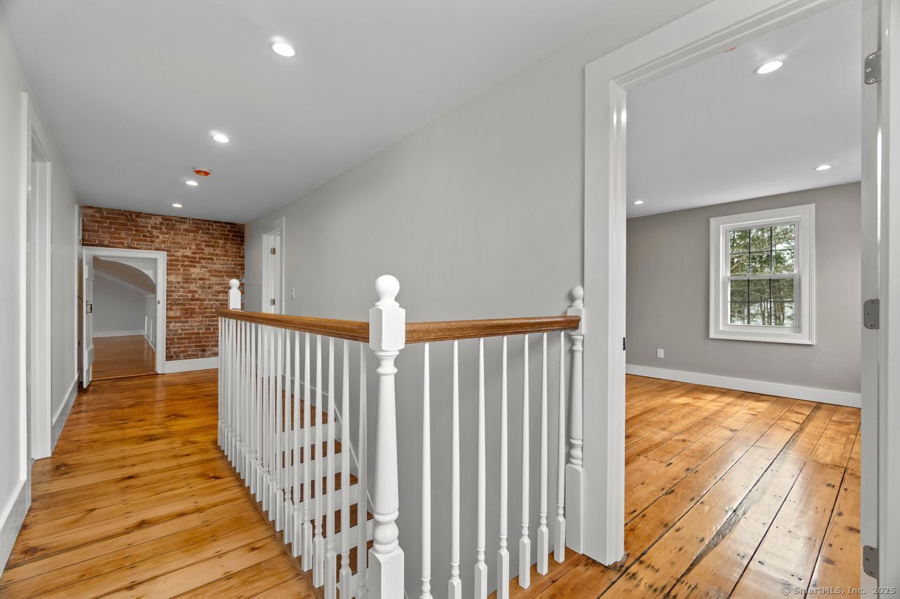 280 Mill Road, North Haven, Connecticut image 36