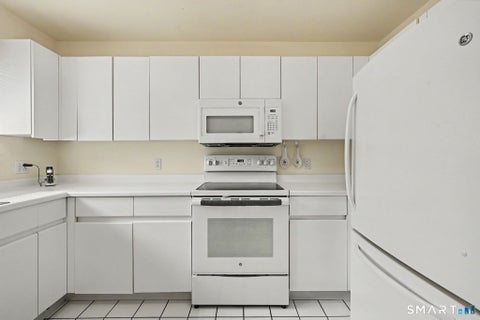 Tiny photo for 2435 Bedford Street #10C, Stamford, CT 06905 (MLS # 24207977)