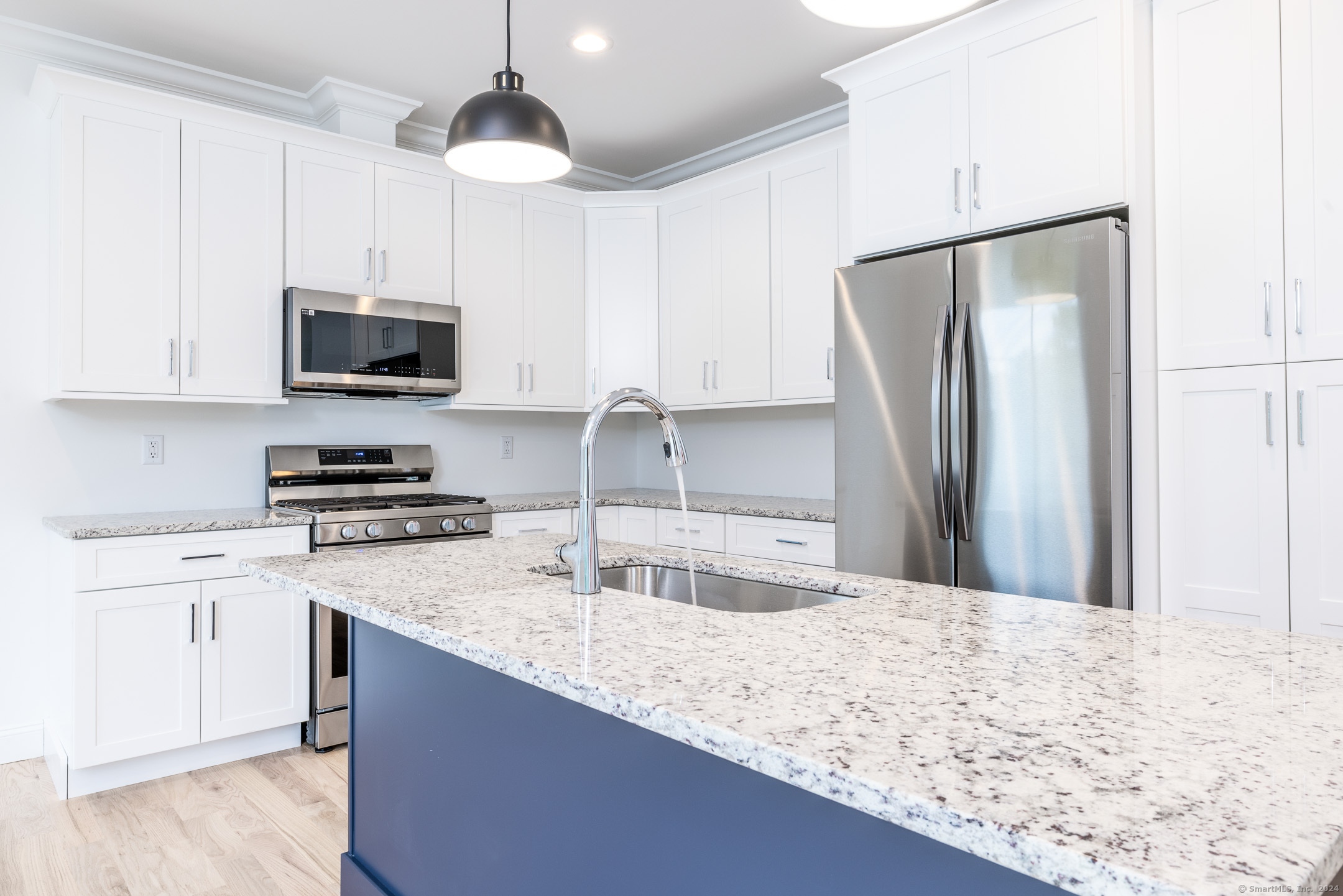 21 Oakwood Circle #6, Plainville, Connecticut image 2