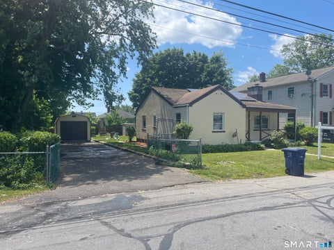 Homes For Sale - 181 Cityview Avenue<br/> Bridgeport, CT 06606