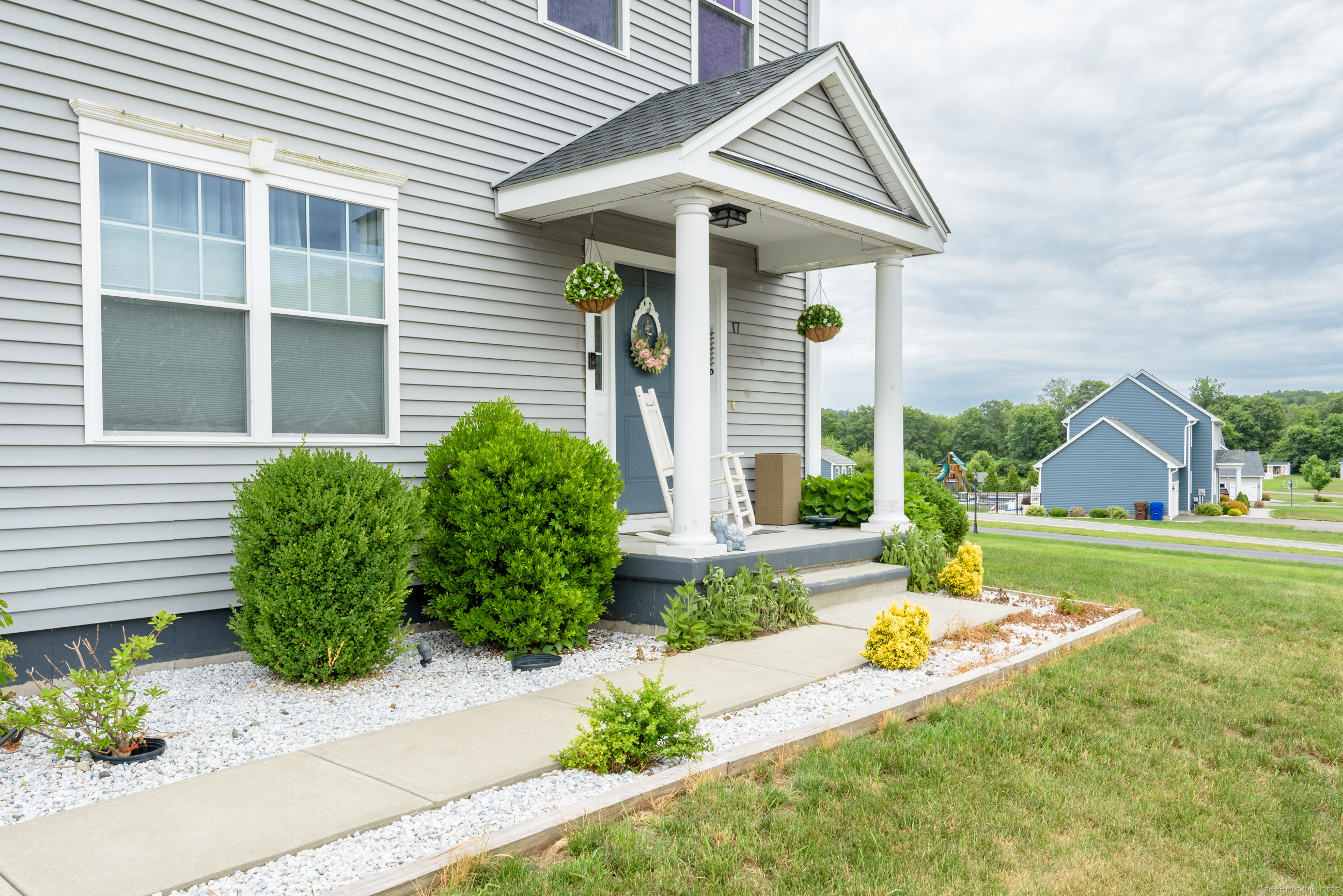 17 Farmington Drive