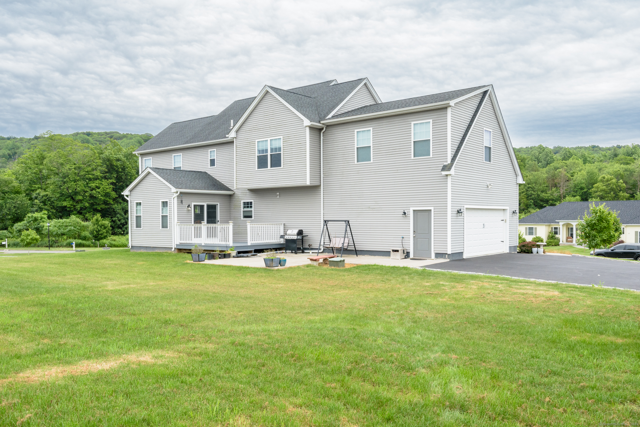 17 Farmington Drive