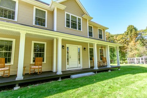 189 Center Road Woodstock CT 06281