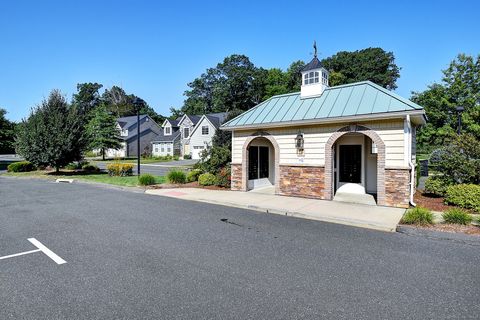Tiny photo for 15 Pepin Place #15, South Windsor, CT 06074 (MLS # 24157383)
