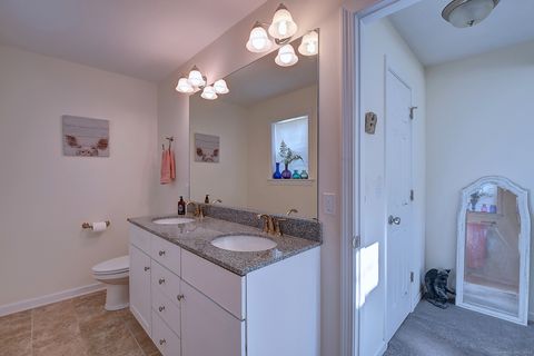 Tiny photo for 15 Pepin Place #15, South Windsor, CT 06074 (MLS # 24157383)