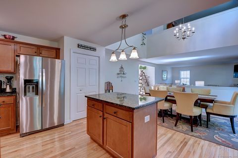 Tiny photo for 15 Pepin Place #15, South Windsor, CT 06074 (MLS # 24157383)