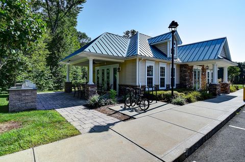 Tiny photo for 15 Pepin Place #15, South Windsor, CT 06074 (MLS # 24157383)