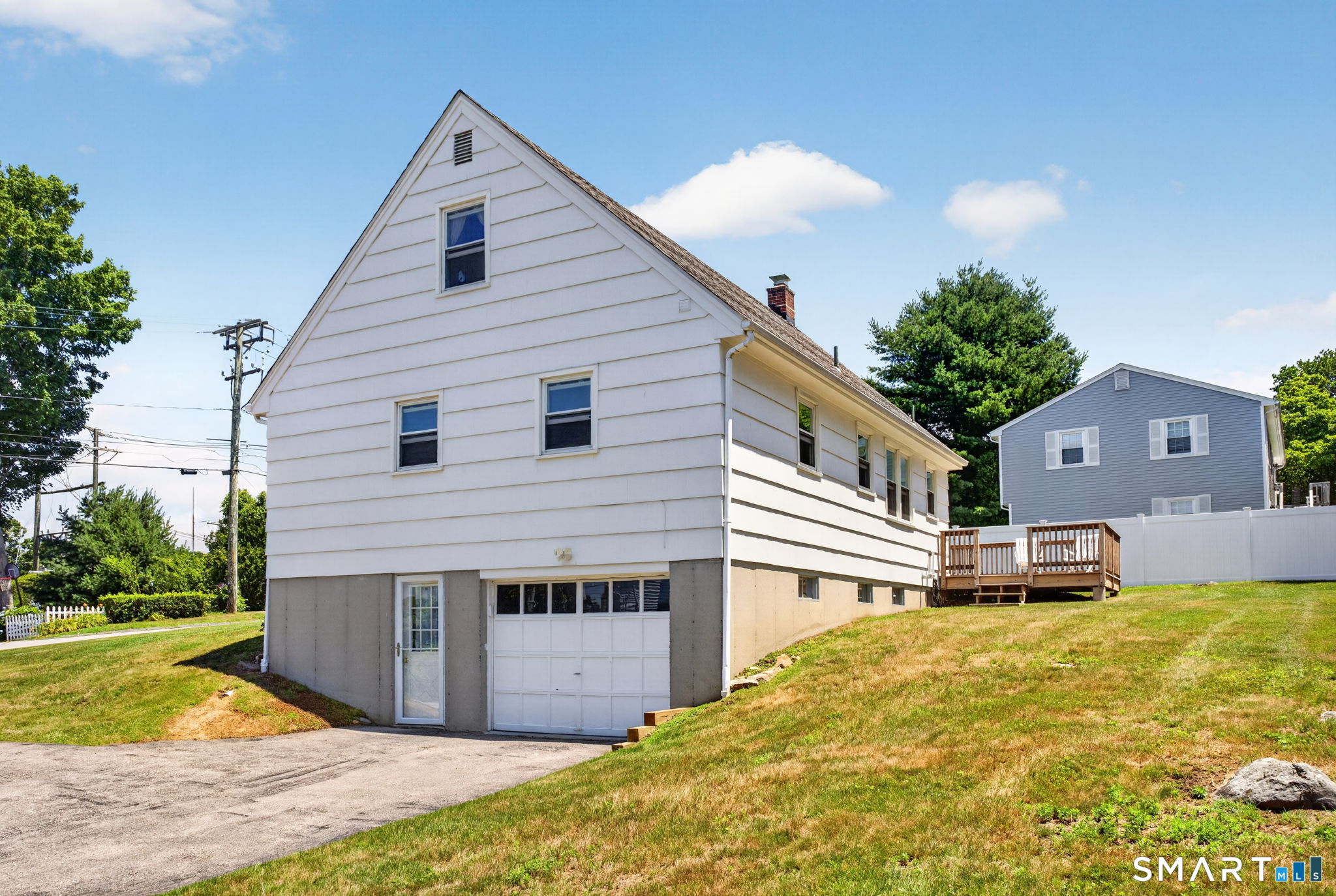 8 Pleasant Street