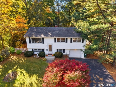 Photo of 9 Beach Park Road, Clinton, CT 06413 (MLS # 24214614)