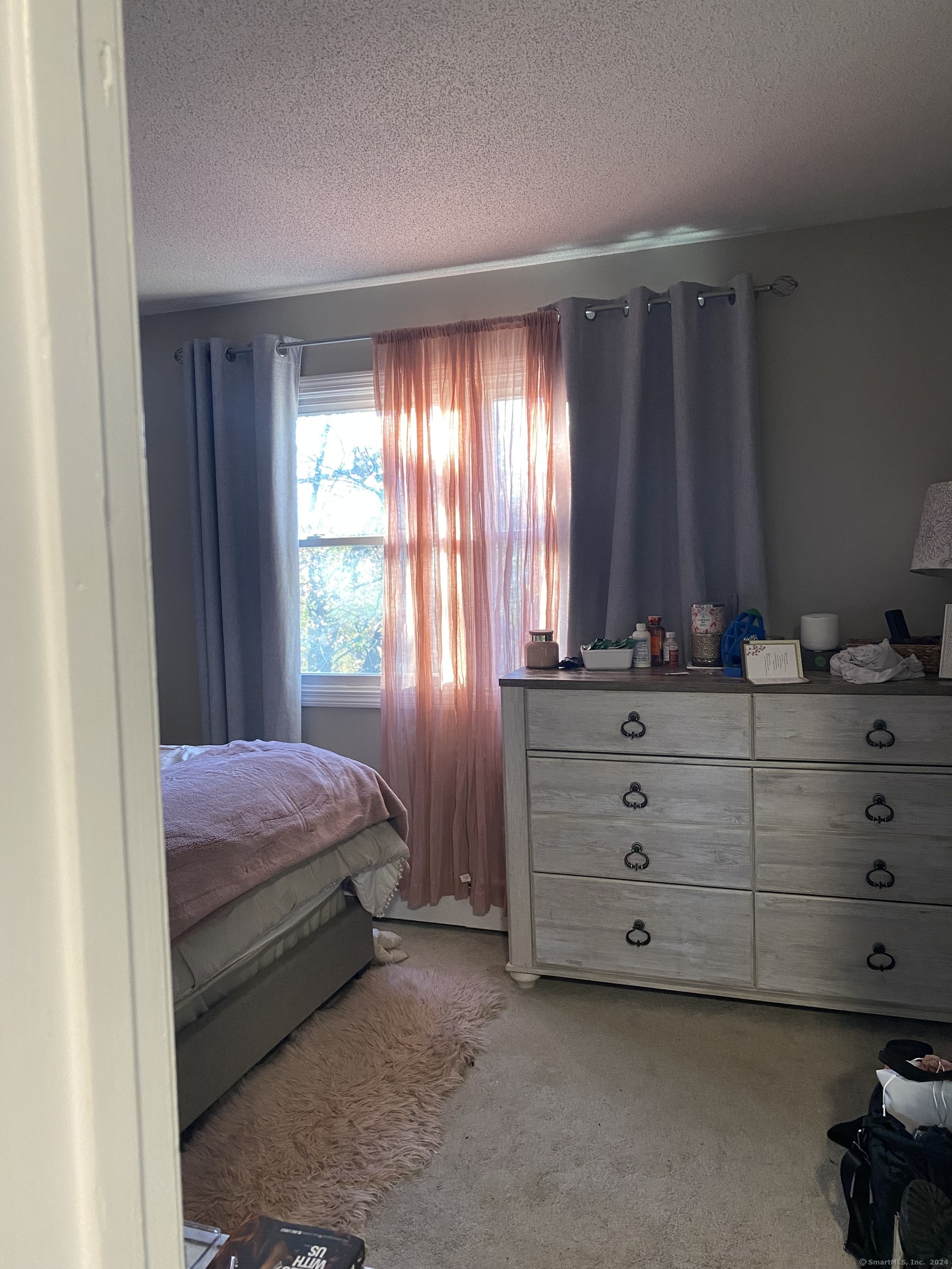 Rental Property at 18 Hunniford Street, Manchester, Connecticut - Bedrooms: 3 
Bathrooms: 2 
Rooms: 6  - $2,195 MO.