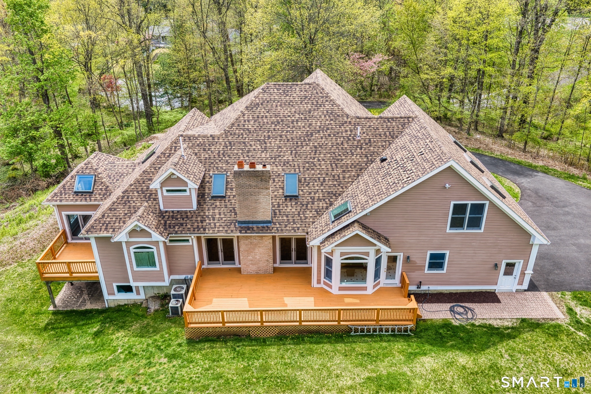 461 Amity Road