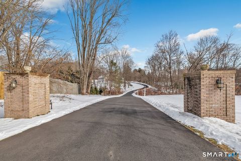 Homes For Sale - 461 Amity Road<br/> Woodbridge, CT 06525