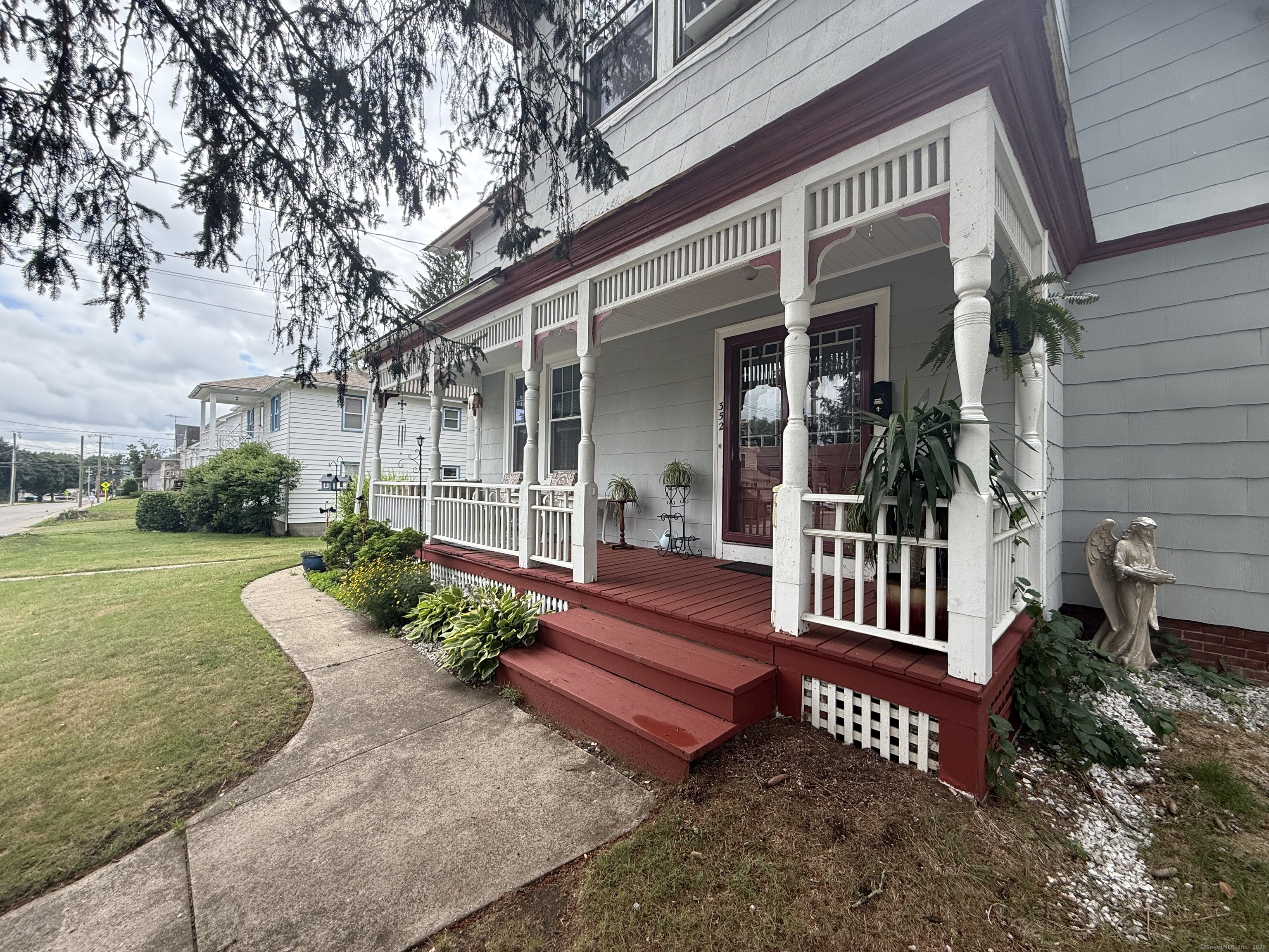 352 Church Street