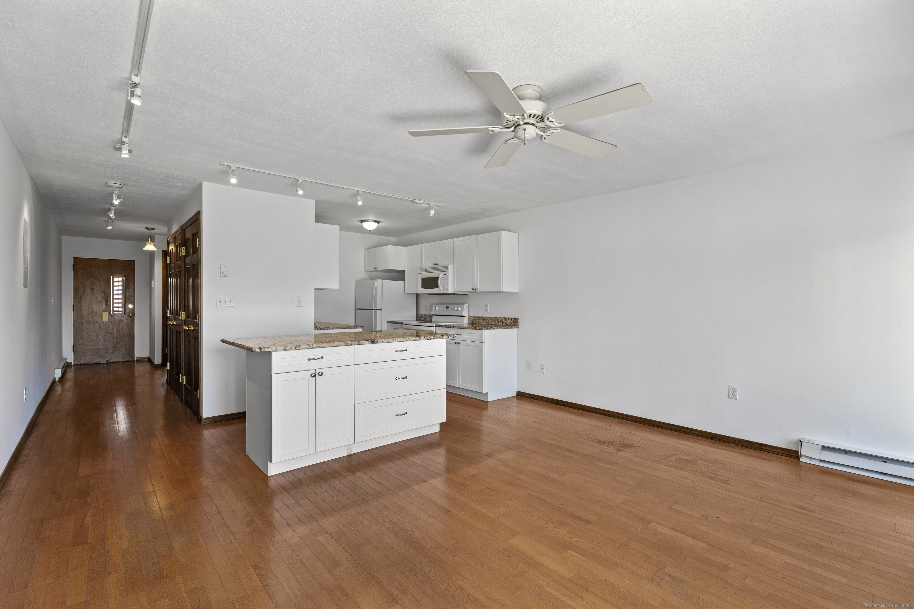 241 West Walk #241, West Haven, Connecticut image 7