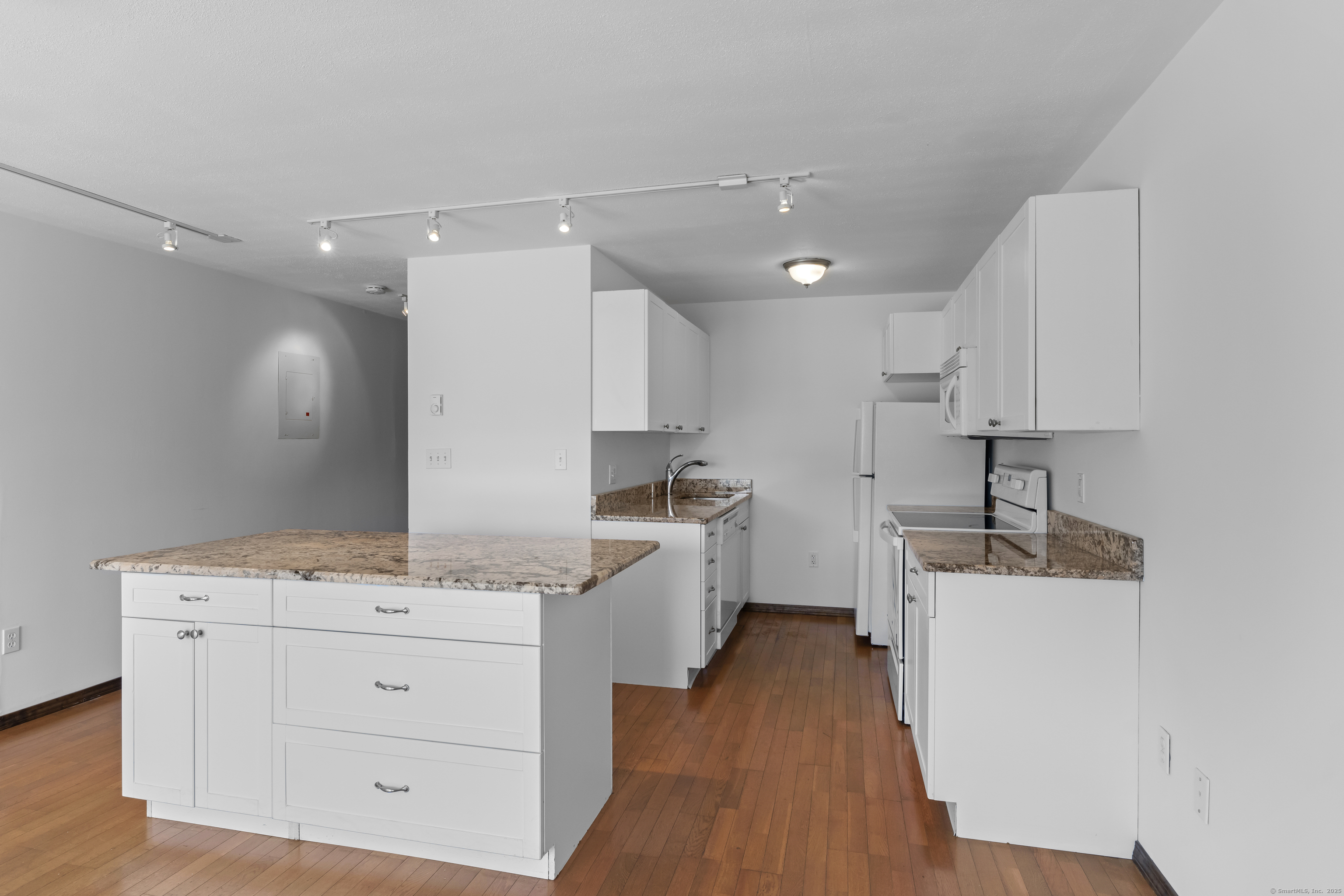 241 West Walk #241, West Haven, Connecticut image 10