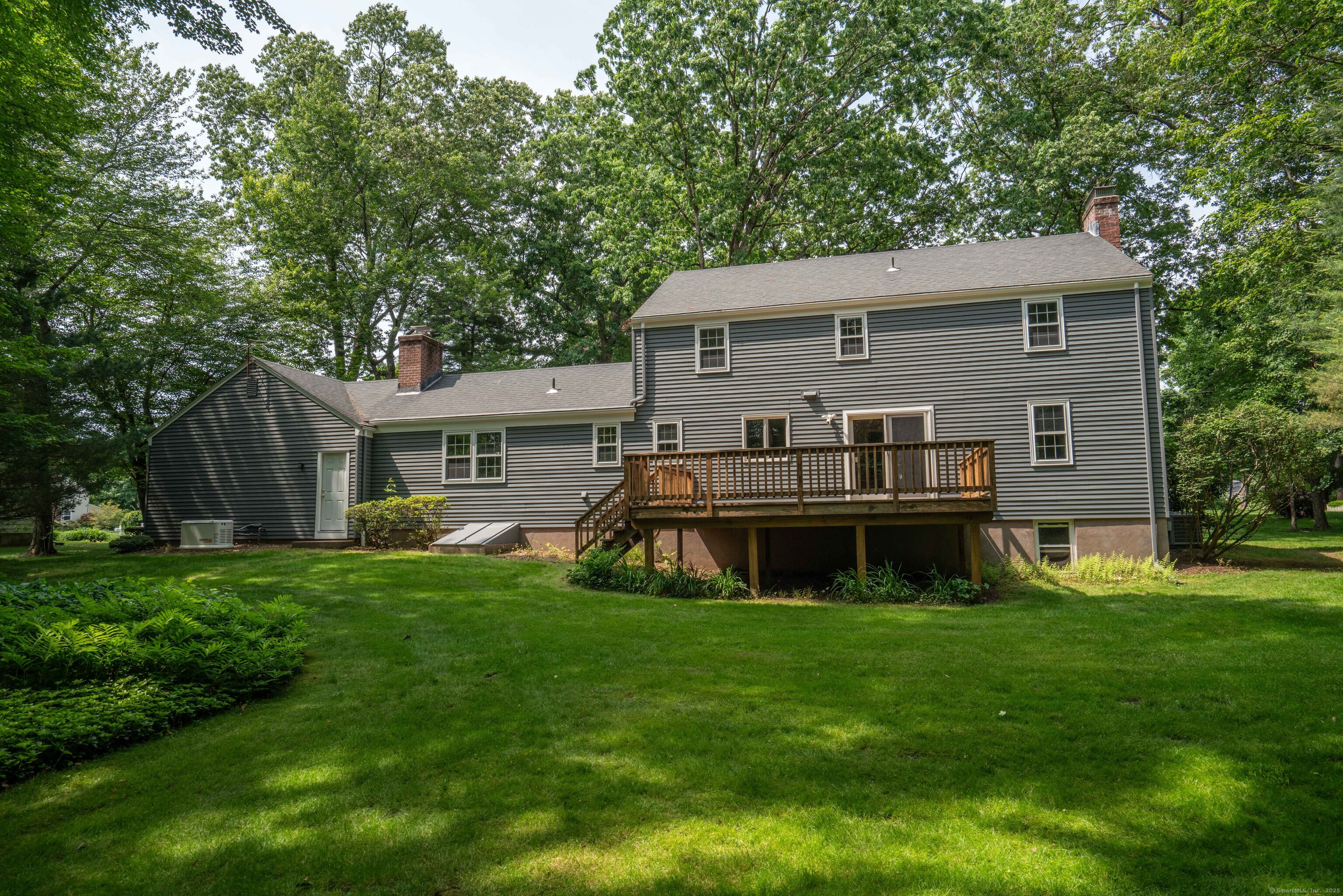 Glastonbury, Connecticut 06033, United States, 4 Bedrooms Bedrooms, ,3 BathroomsBathrooms,Residential,Pending,143426