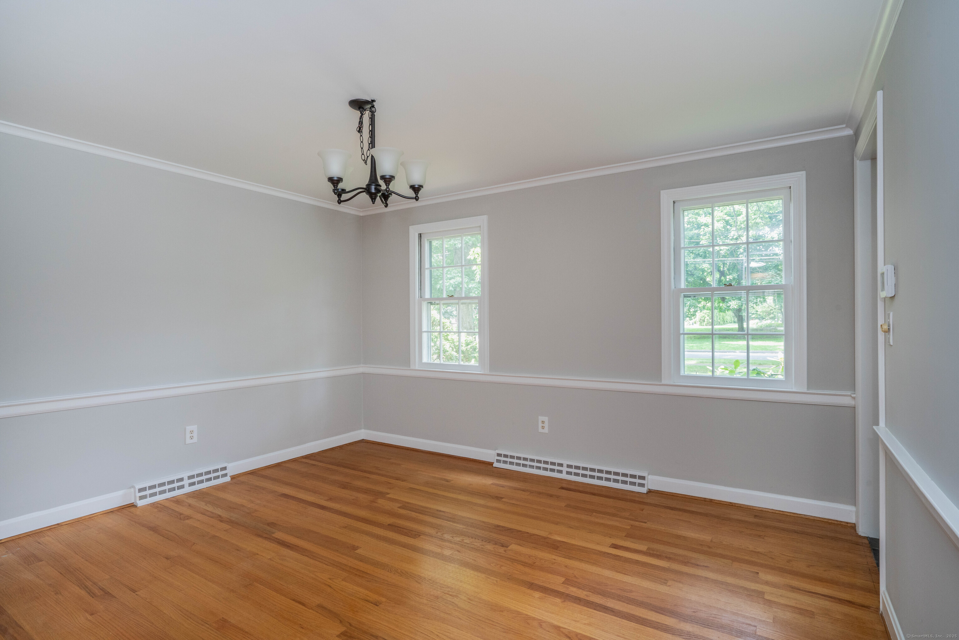 Glastonbury, Connecticut 06033, United States, 4 Bedrooms Bedrooms, ,3 BathroomsBathrooms,Residential,Pending,143426