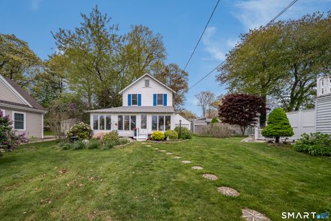 18 Hough Road Old Lyme CT 06371