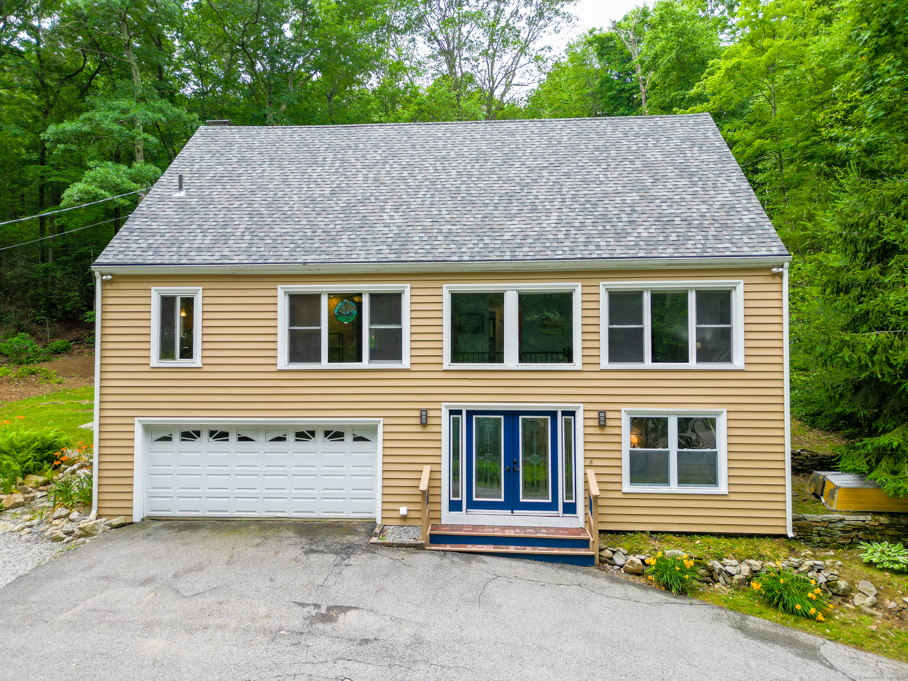 Property for Sale at 13 Pinelock Drive, Ledyard, Connecticut - Bedrooms: 3 
Bathrooms: 3 
Rooms: 6  - $379,900