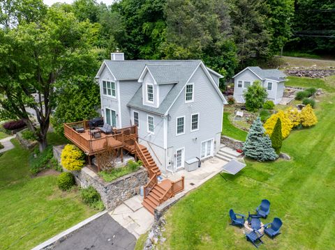 28 Lavelle Avenue New Fairfield CT 06812