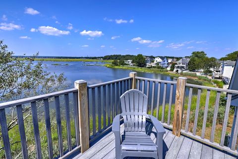 Tiny photo for 28 Milford Point Road, Milford, CT 06460 (MLS # 24134311)