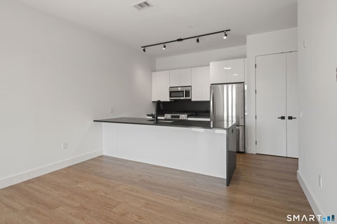 Tiny photo for 78 Unquowa Place #304, Fairfield, CT 06824 (MLS # 24215334)