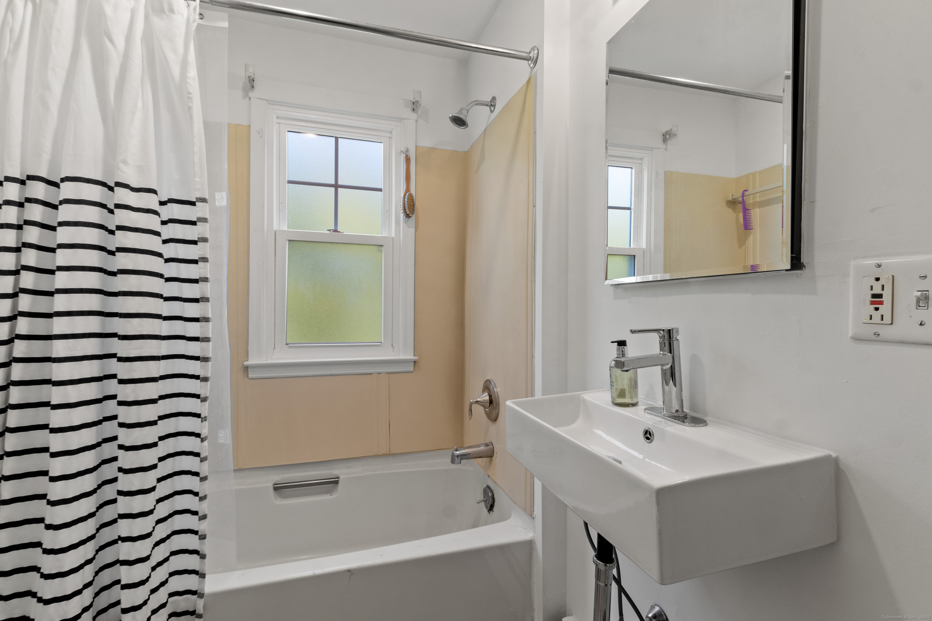 88 Carmel Street, Hamden, Connecticut image 27