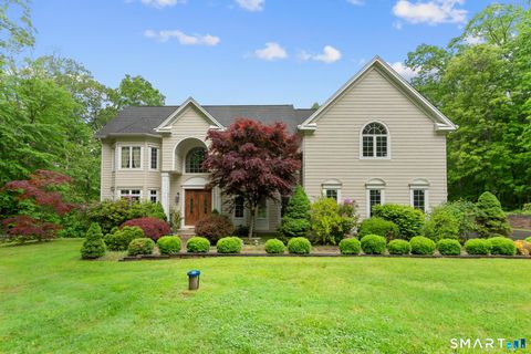 Photo of 43 Chestnut Grove, Guilford, CT 06437 (MLS # 24153131)