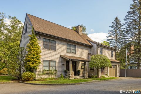 107 Parade Hill Road New Canaan CT 06840