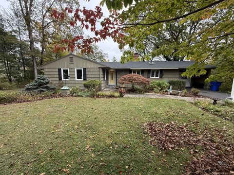 Photo of 70 Trailsend Drive, Canton, CT 06019 (MLS # 24133357)