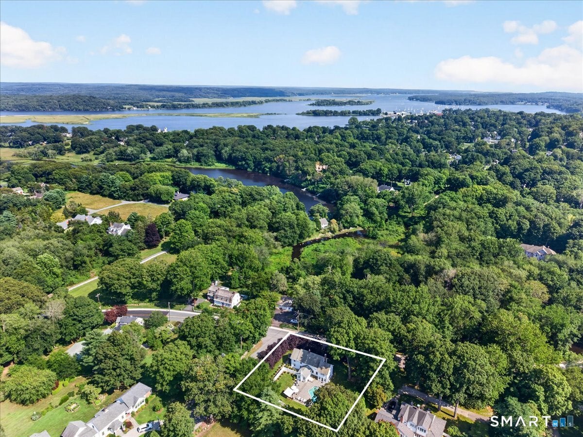 28 River Road