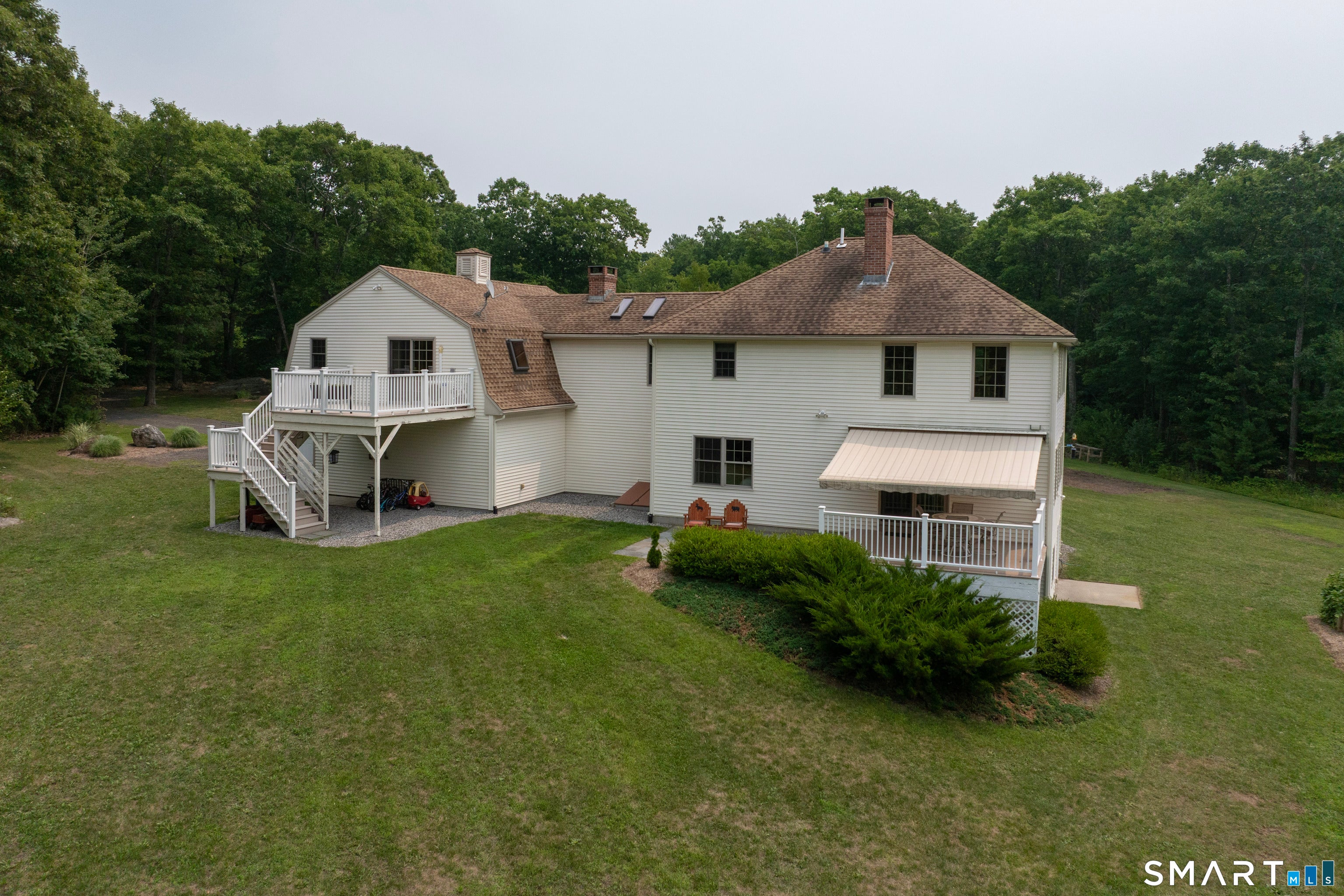 13 Woodridge Drive